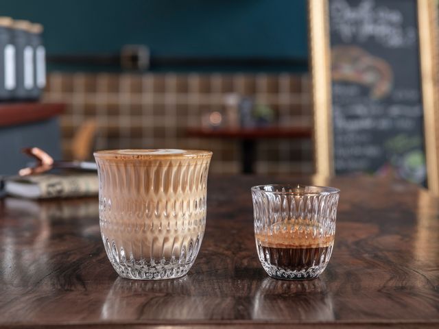 104898_104904_PR_Barista_Ethno_Espresso_Cappuccino_SchwarzerPeter_01